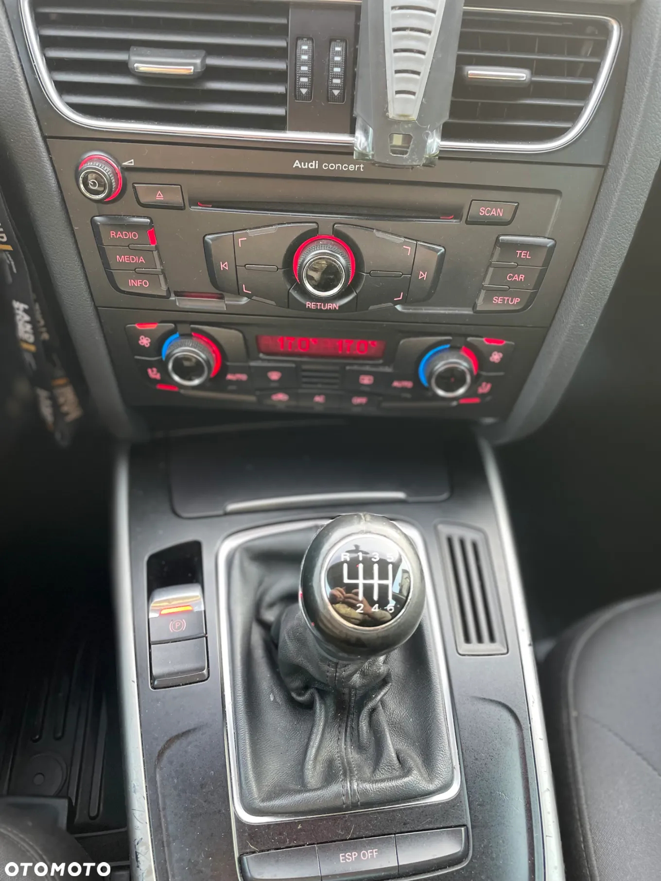 Audi A4 Limousine 2.0 TDI - 11