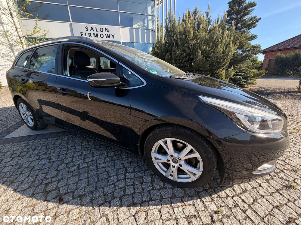 Kia Ceed 1.6 GDI ISG Spirit - 26