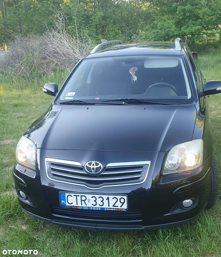 Toyota Avensis 2.2 D-4D Prestige - 1