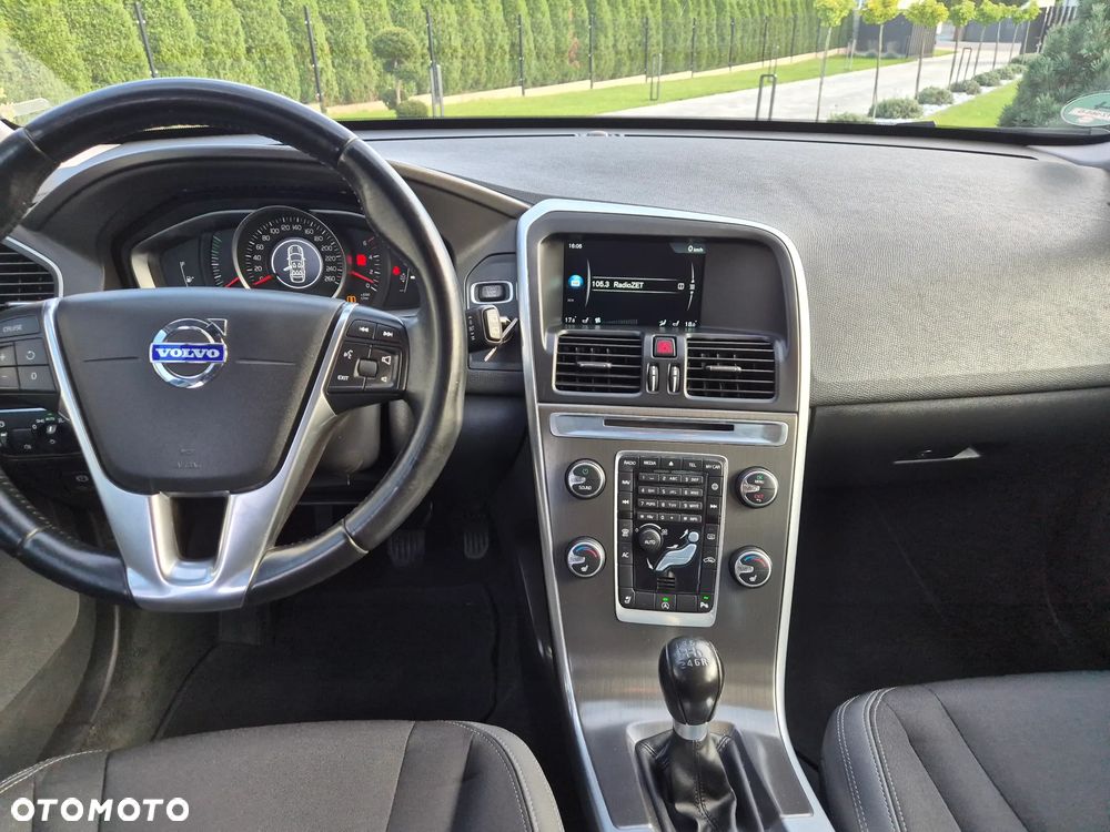 Volvo XC 60 D3 Momentum - 15