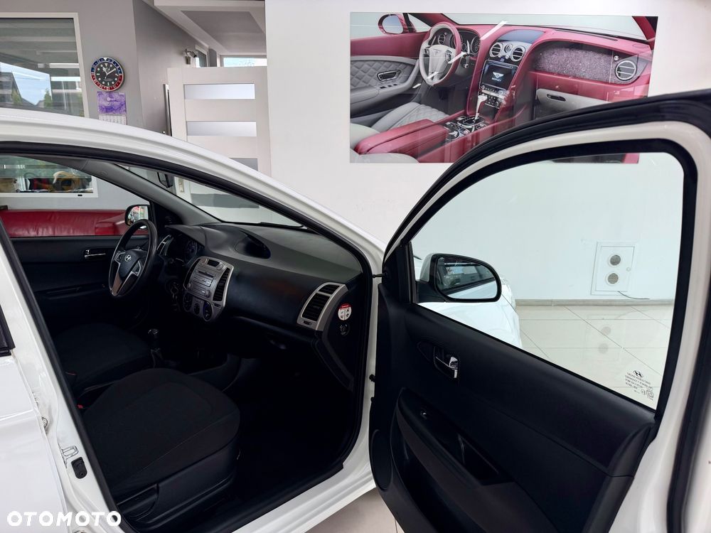 Hyundai i20 1.2 Classic + - 25
