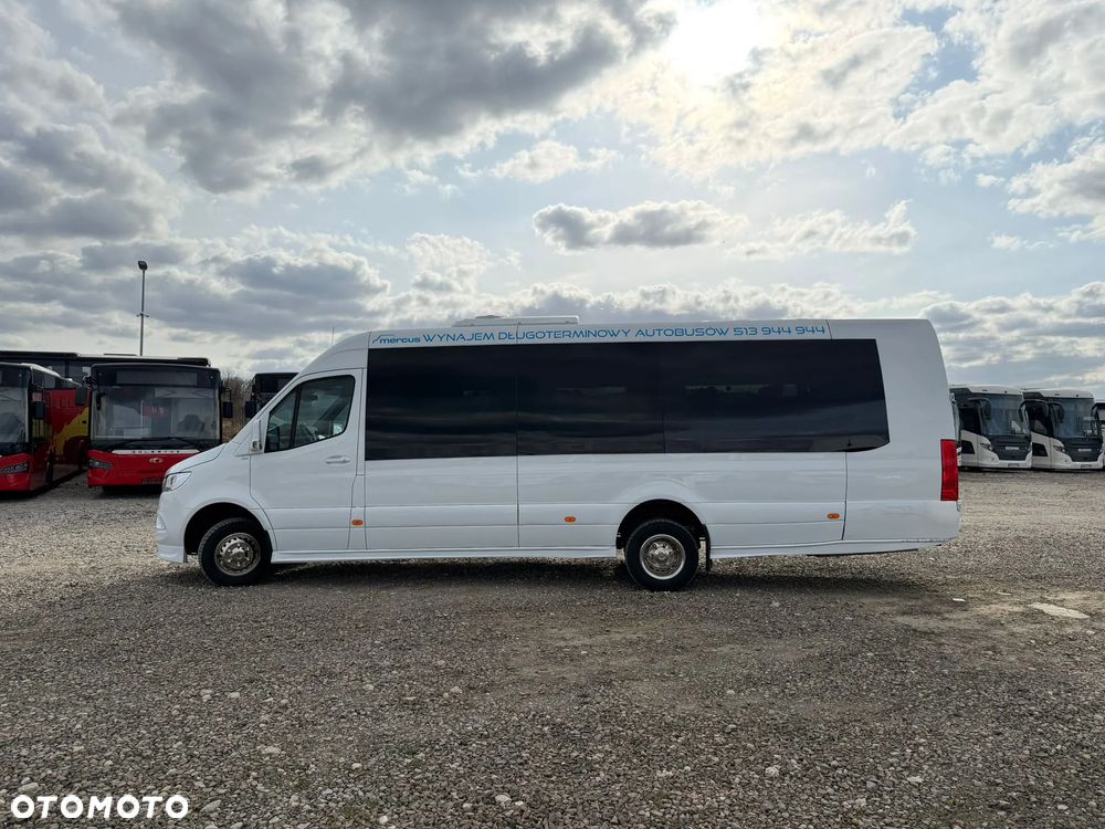 Mercedes-Benz Sprinter 517 - 11