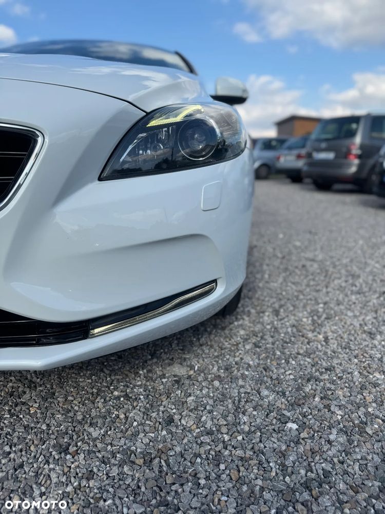 Volvo V40 - 10