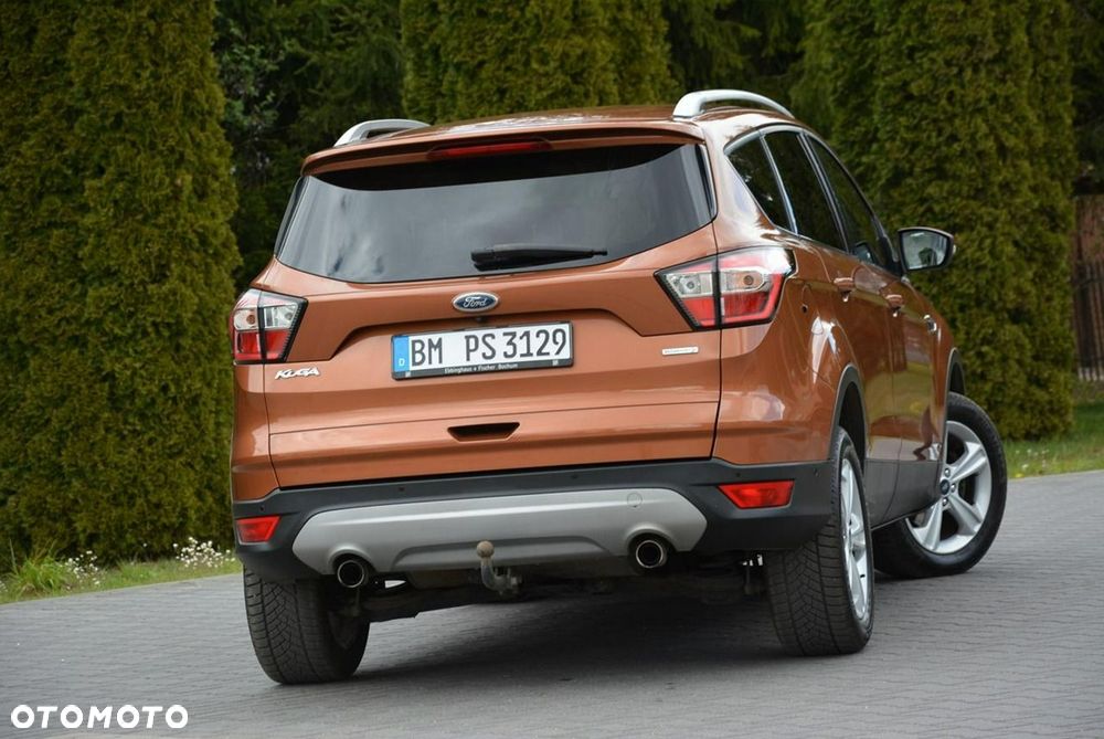 Ford Kuga 1.5 EcoBoost 2x4 Titanium - 12