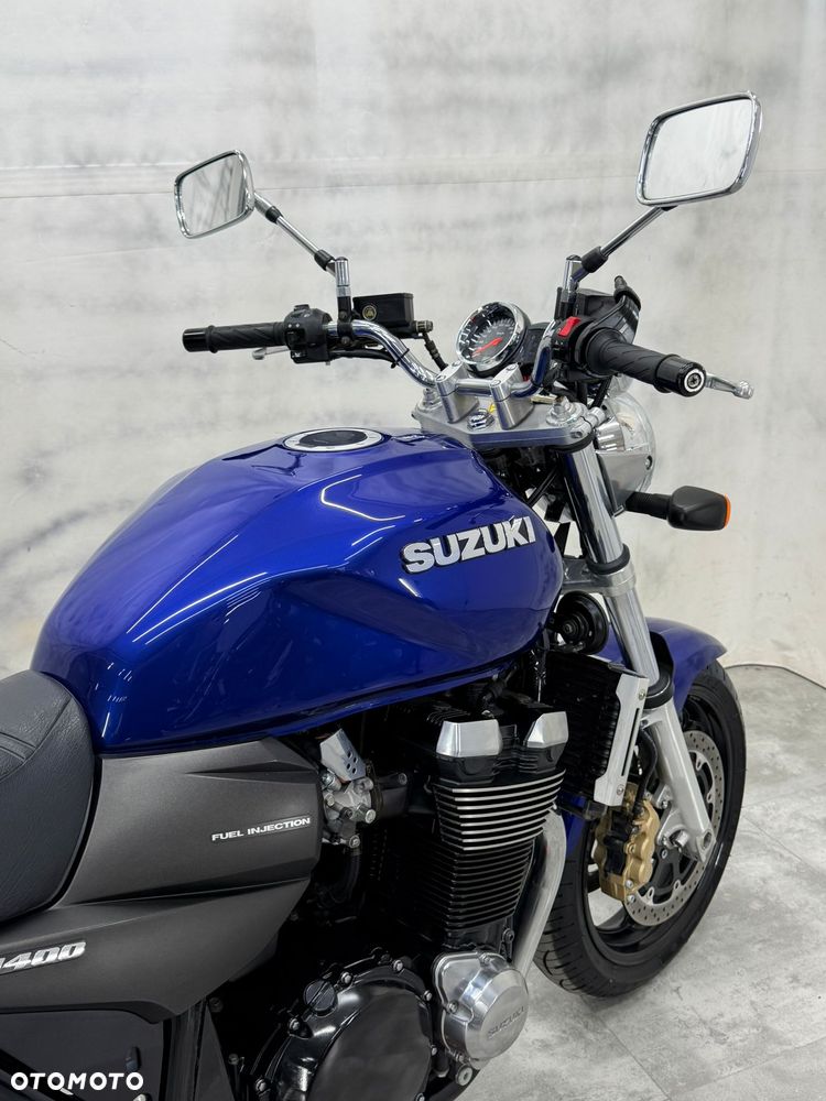 Suzuki GSX - 29