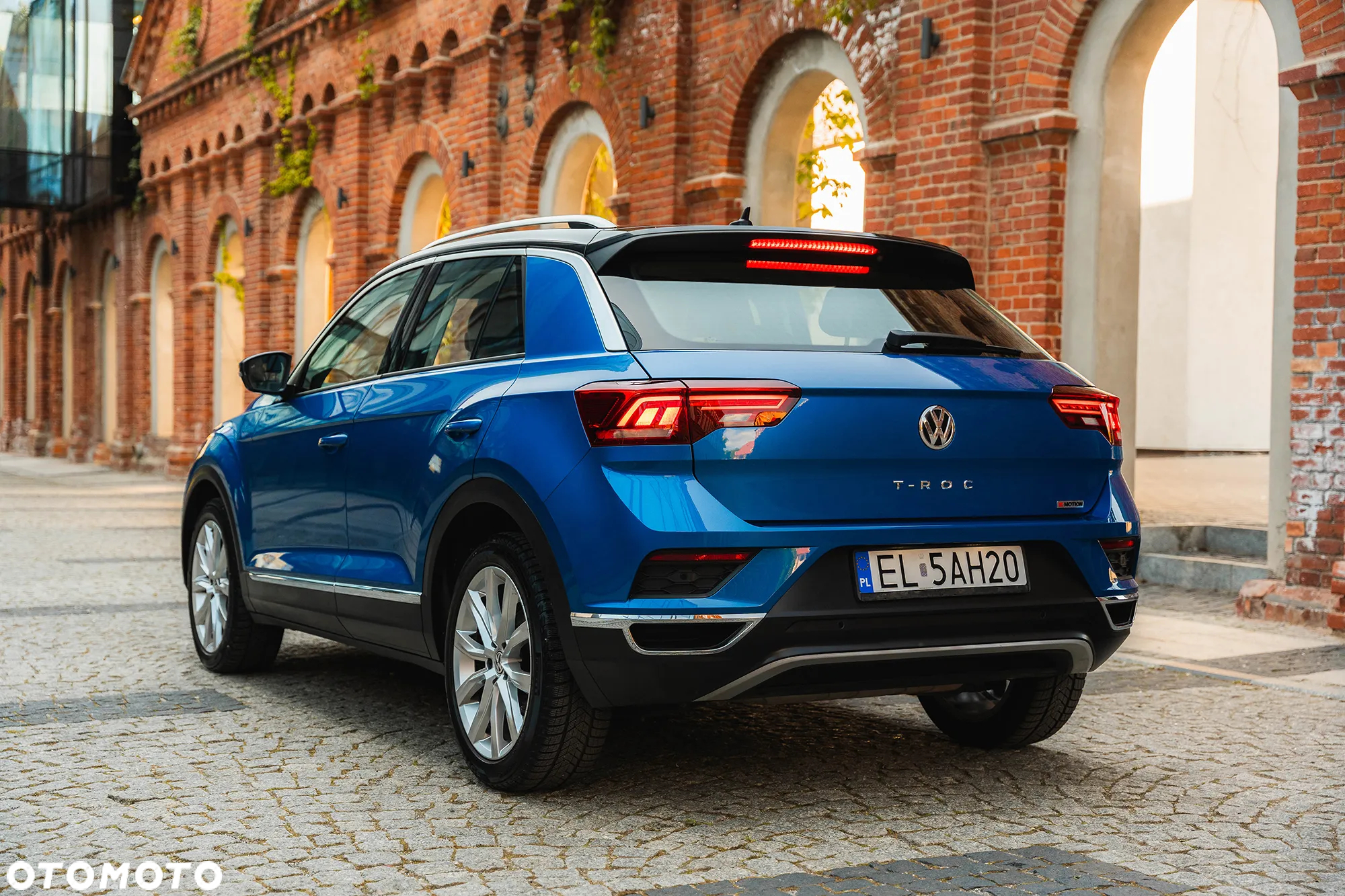 Volkswagen T-Roc 2.0 TSI 4Motion Premium DSG - 8