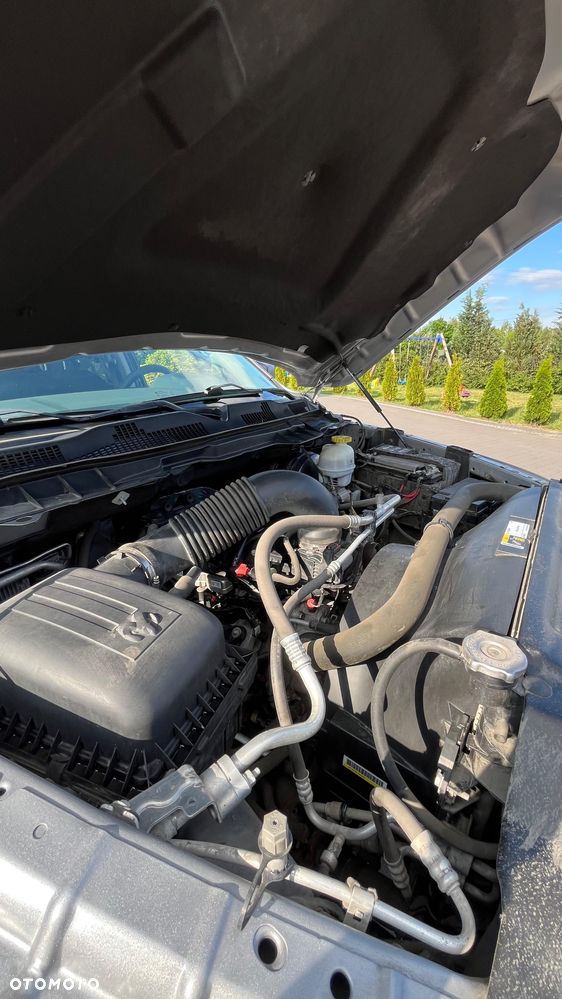 Dodge RAM 5.7 4x4 - 20