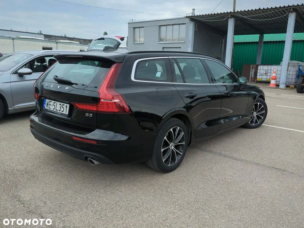 Volvo V60 B3 B Momentum Pro - 4