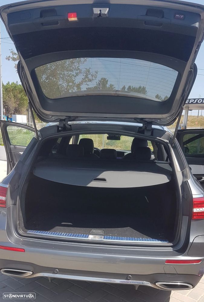 Mercedes-Benz E 300 - 12