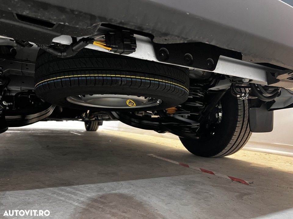 Volkswagen Caravelle - 30