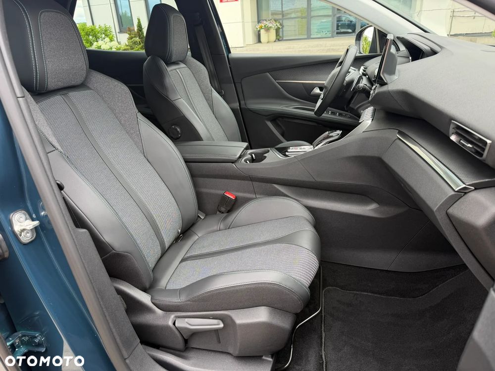 Peugeot 3008 225 e-EAT8 Allure - 35