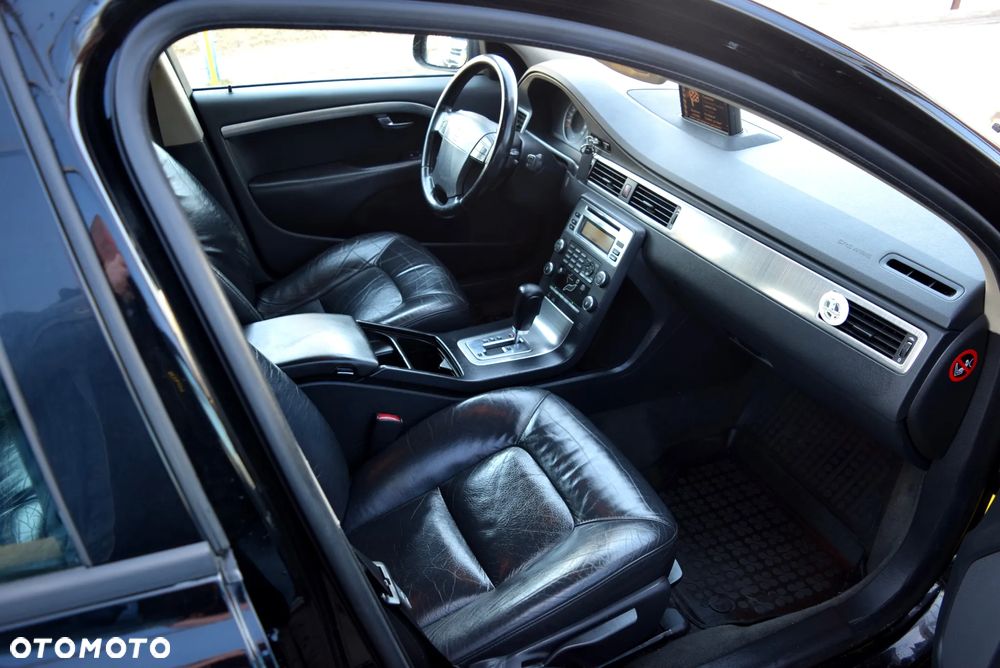 Volvo V70 D5 DPF Summum - 7