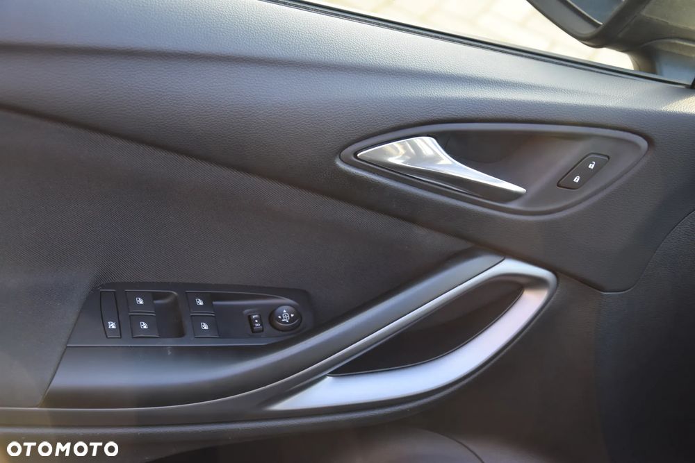 Opel Astra 1.4 Turbo Edition - 20