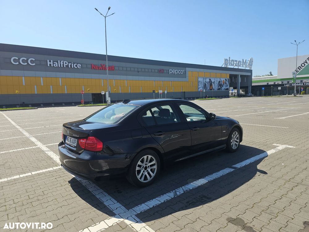 BMW Seria 3 320d - 16