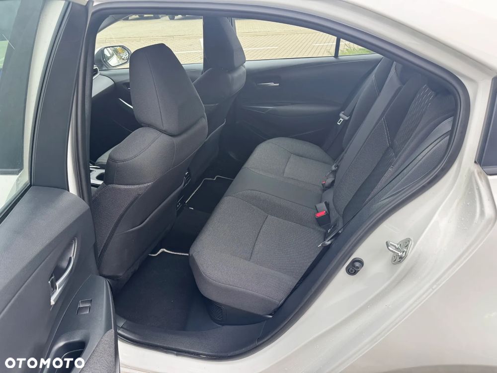 Toyota Corolla 1.8 Hybrid Comfort - 16