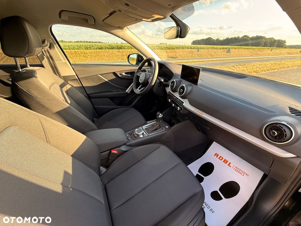 Audi Q2 35 TFSI S tronic - 16