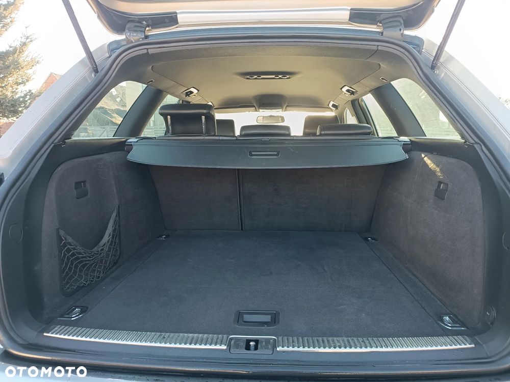 Audi A4 Avant 3.0 TDI DPF quattro tiptronic - 8