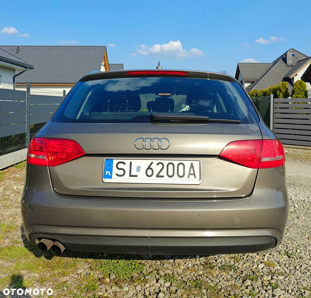 Audi A4 Avant 2.0 TDI ultra DPF Ambiente - 6