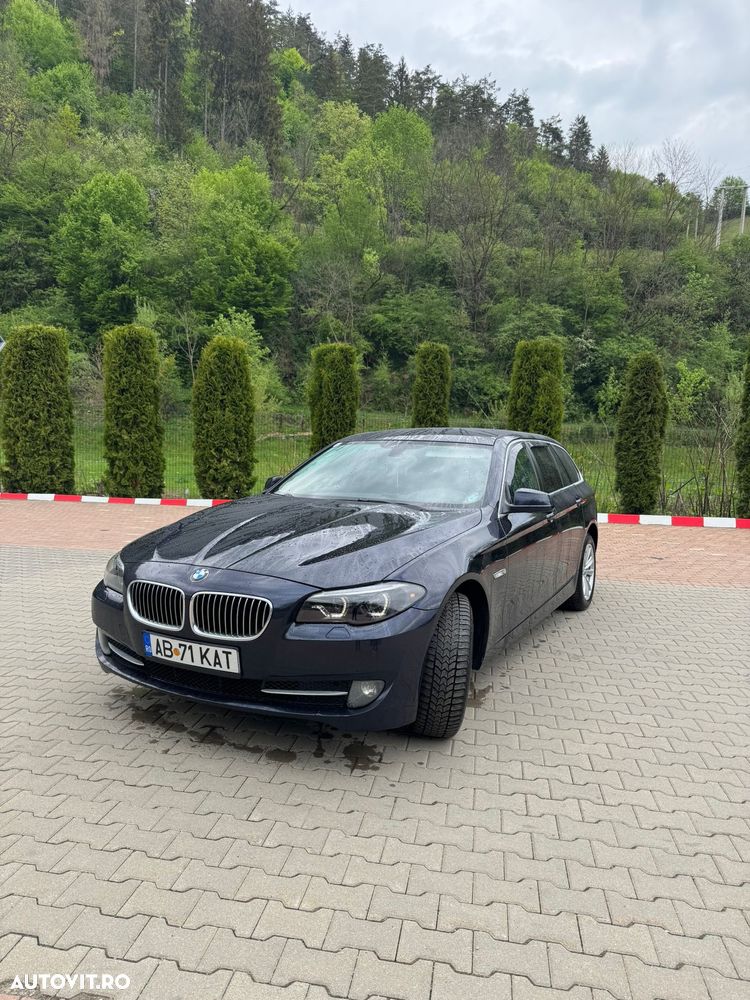 BMW Seria 5 525d xDrive - 1