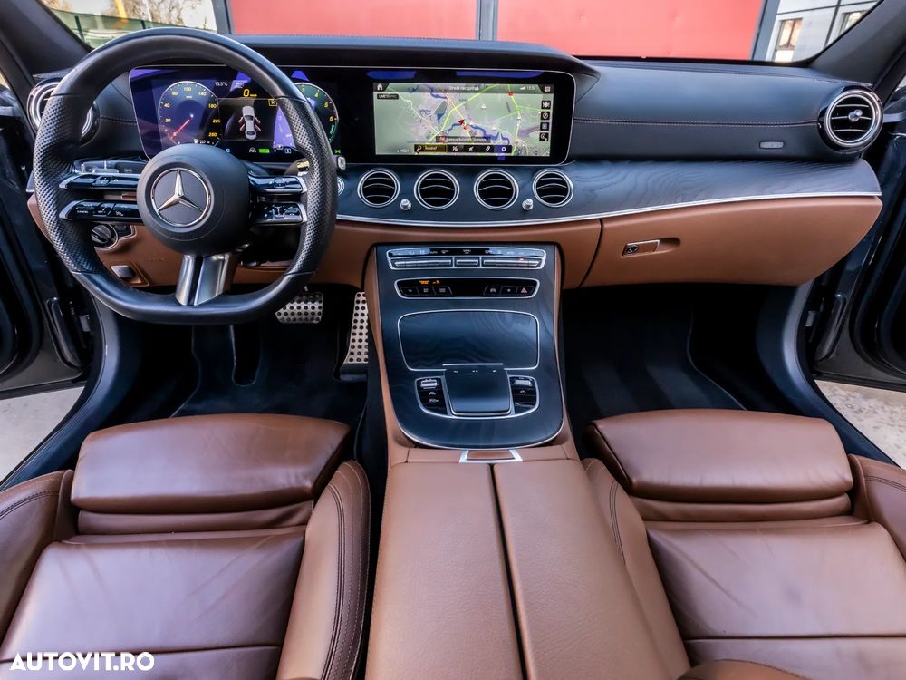 Mercedes-Benz E 300 de 4Matic 9G-TRONIC AMG Line - 16