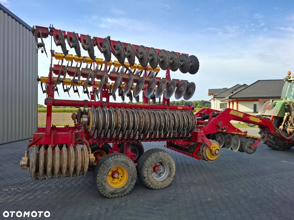 Väderstad Carrier 820 2011 rok , Nowe Talerze , Nie  Malowany , Stan Bardzo  Dobry - 9