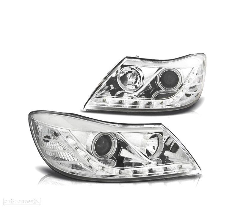 FAROIS FRONTAIS PARA SKODA OCTAVIA 08-13 OLHOS DE ANGEL FUNDO CROMADO - 1