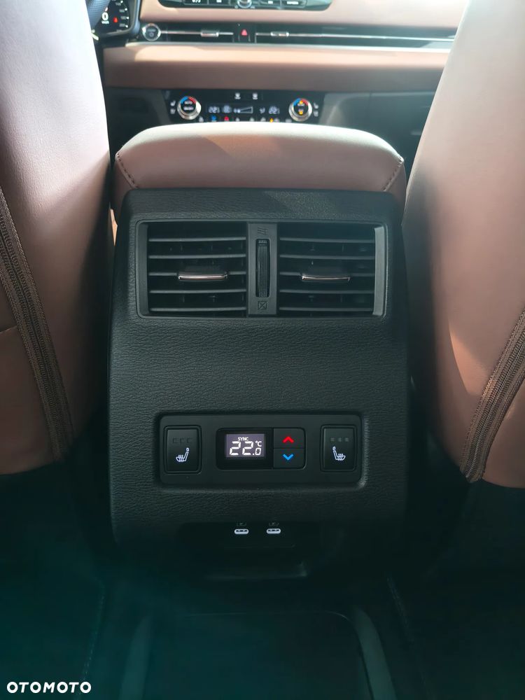 Mitsubishi Outlander Instyle Plus - 16