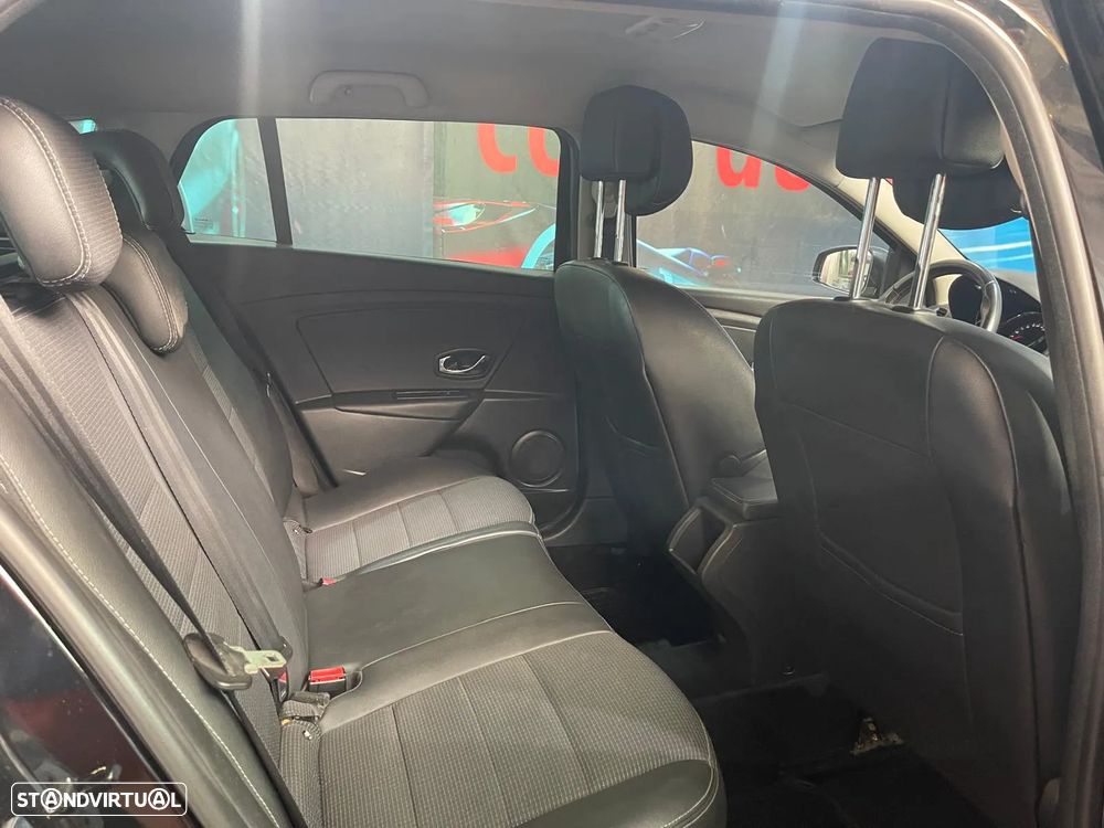 Renault Mégane Sport Tourer 1.5 dCi GT Line SS - 35