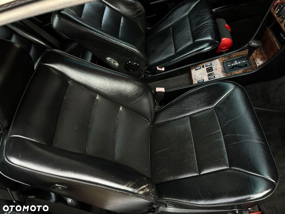TAPICERKA SKÓRZANA FOTELE KANAPA BOCZKI SKÓRA CZARNA MERCEDES W124 COUPE CE - 10