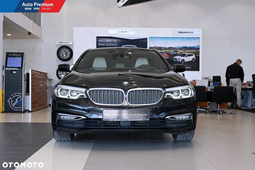 BMW Seria 5 520d xDrive - 2