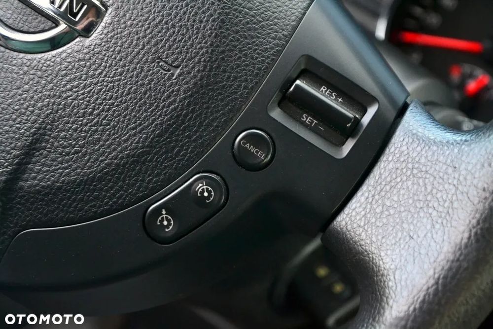 Nissan Qashqai - 24