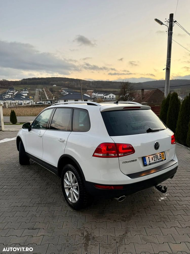 Volkswagen Touareg 3.0 V6 TDI BMT - 3