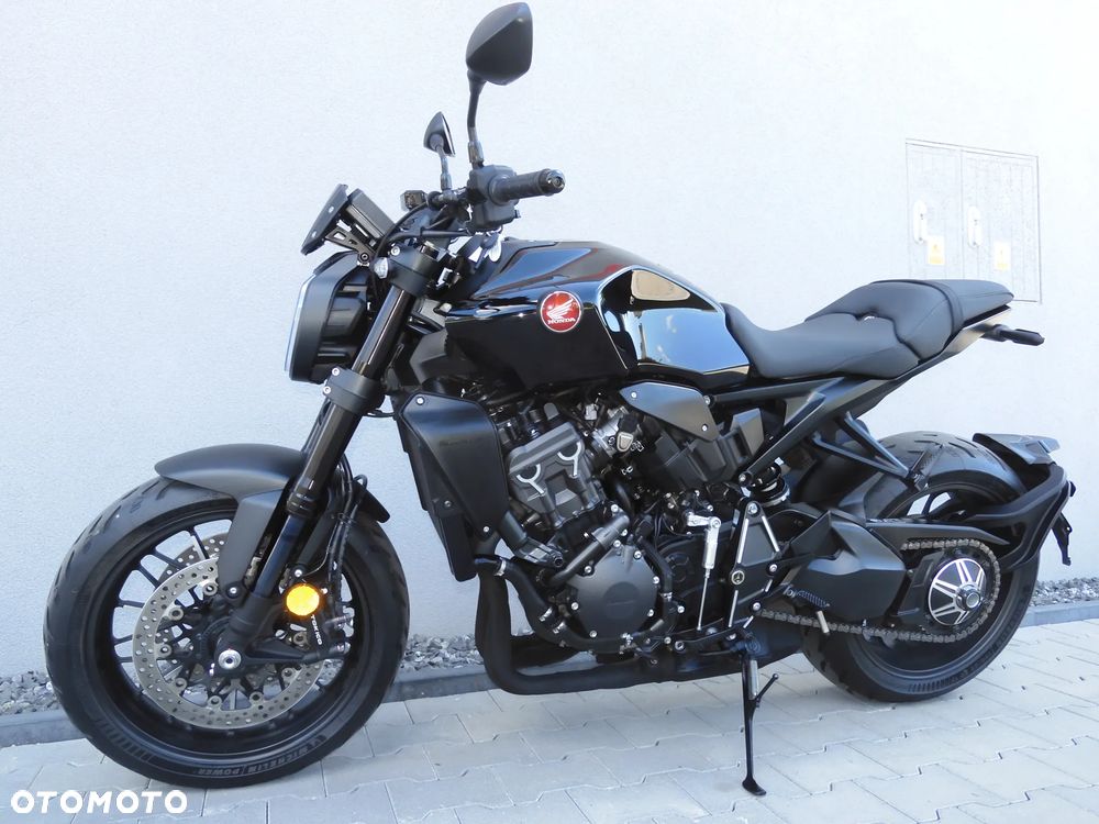 Honda CB - 25
