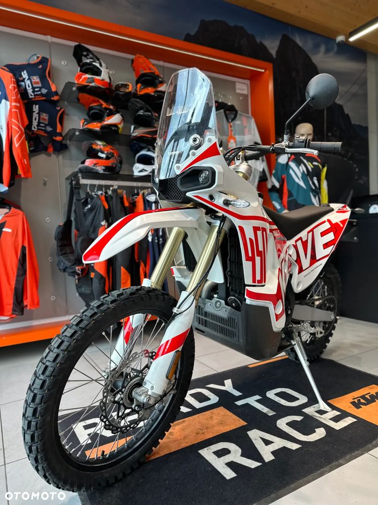 KOVE 450 Rally