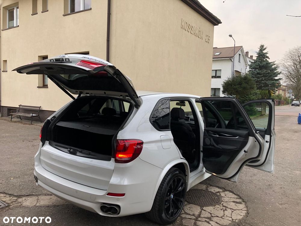 BMW X5 M M50d - 16