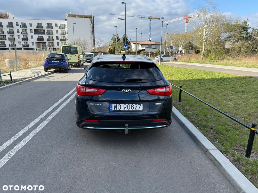 Kia Optima Plug-in Hybrid - 6