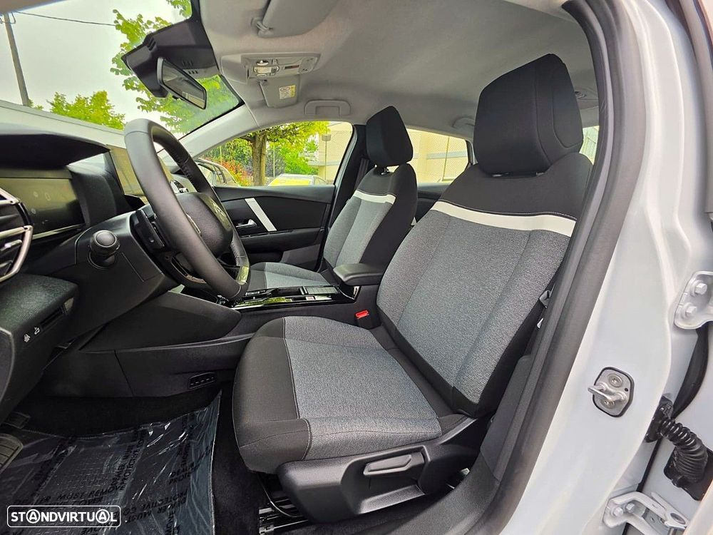 Citroën C4 X 1.2 Hybrid Max e-DSC6 - 11