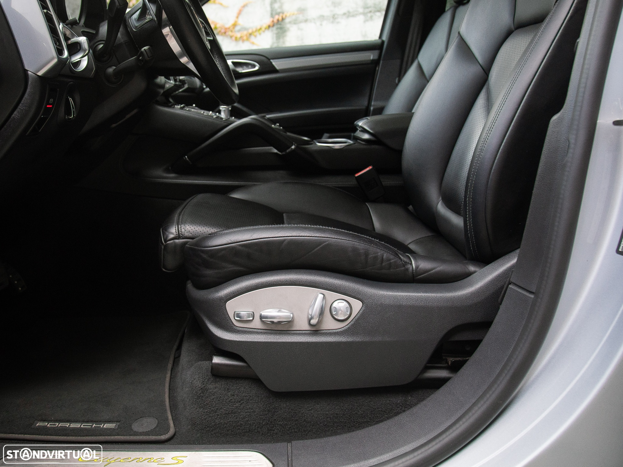 Porsche Cayenne S E-Hybrid Platinum Edition - 14