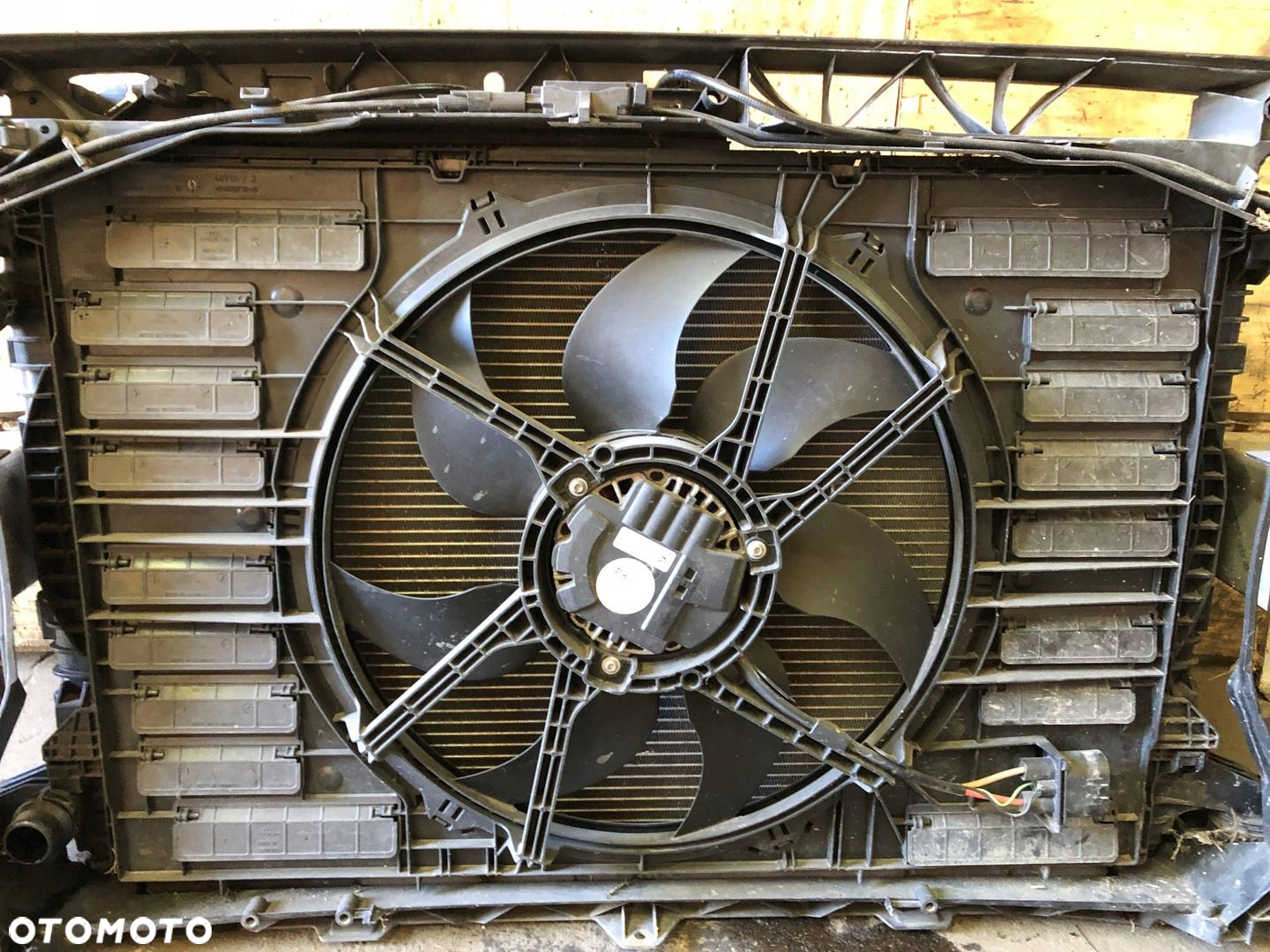 PAS PRZEDNI WZMOCNIENIE A4 B9 8W 15 - 19 2.0TDI MANUAL KOMPLETNY - 11