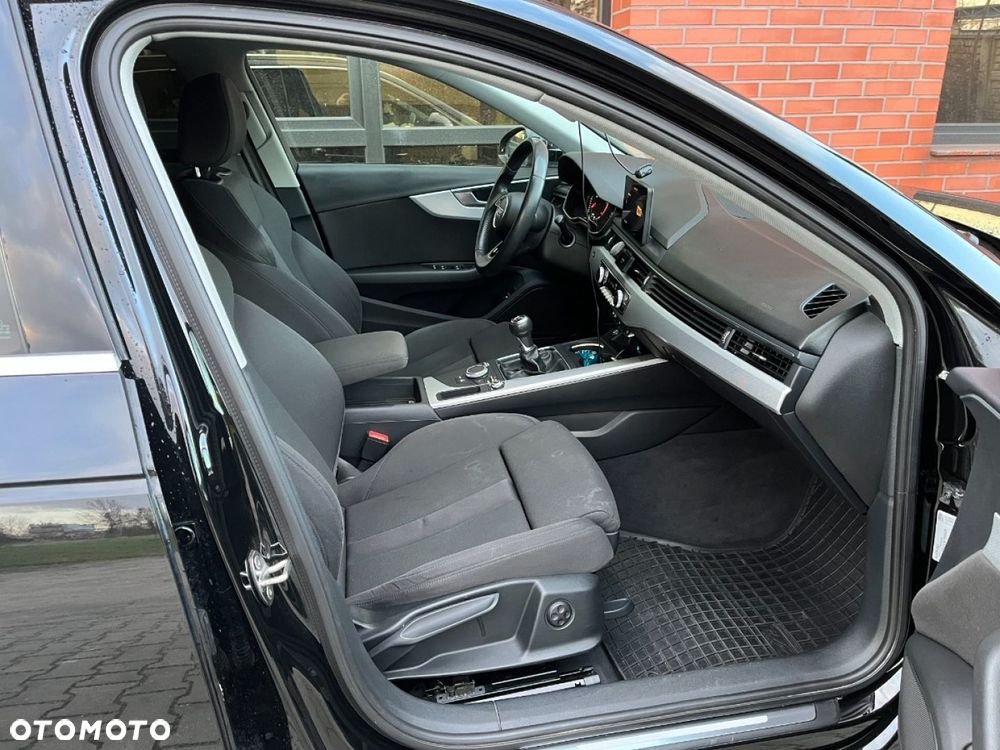 Audi A4 Avant 2.0 TDI - 29