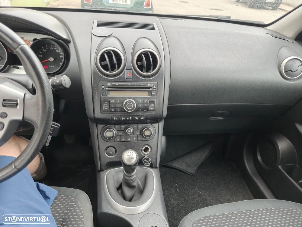 Nissan Qashqai - 10