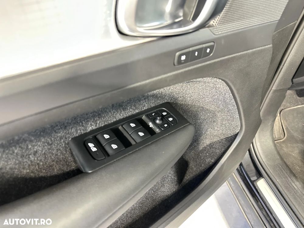 Volvo XC 40 T4 Recharge DKG Core - 14