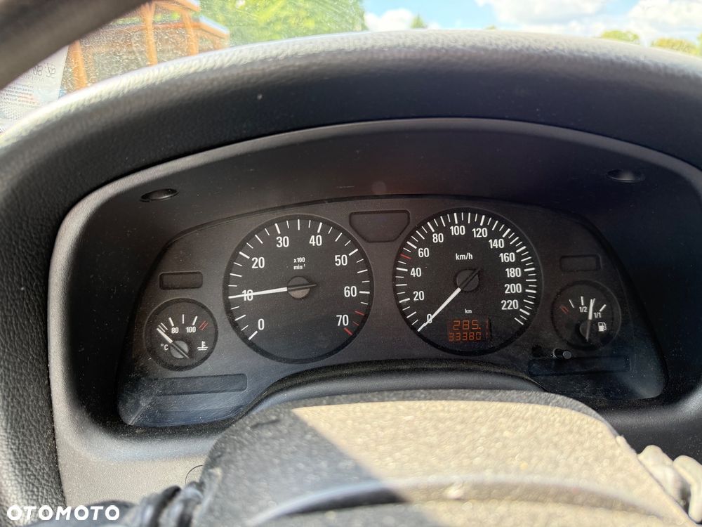 Opel Astra 1.4 - 5