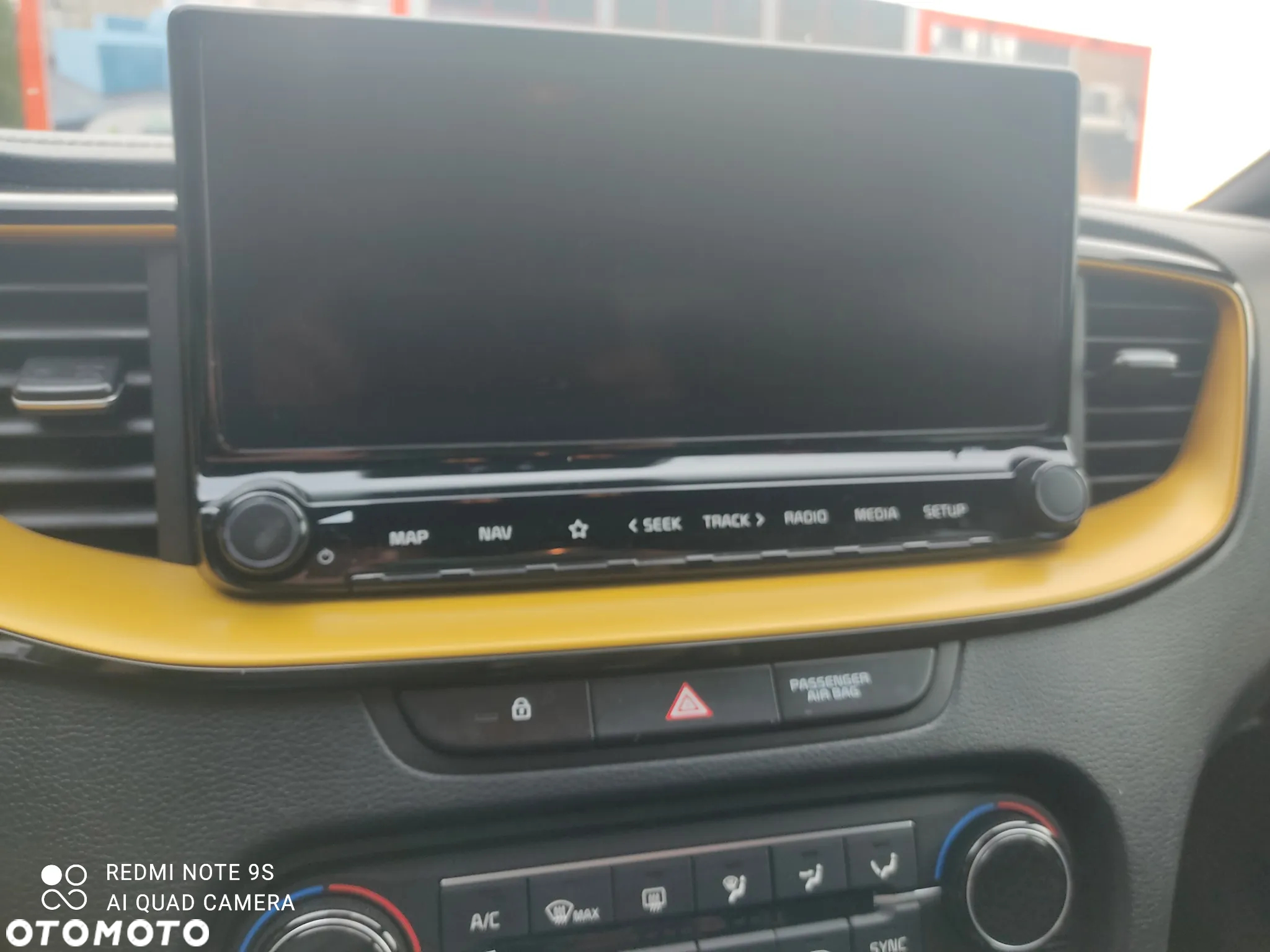 Kia XCeed 1.5 T-GDI Business Line - 19