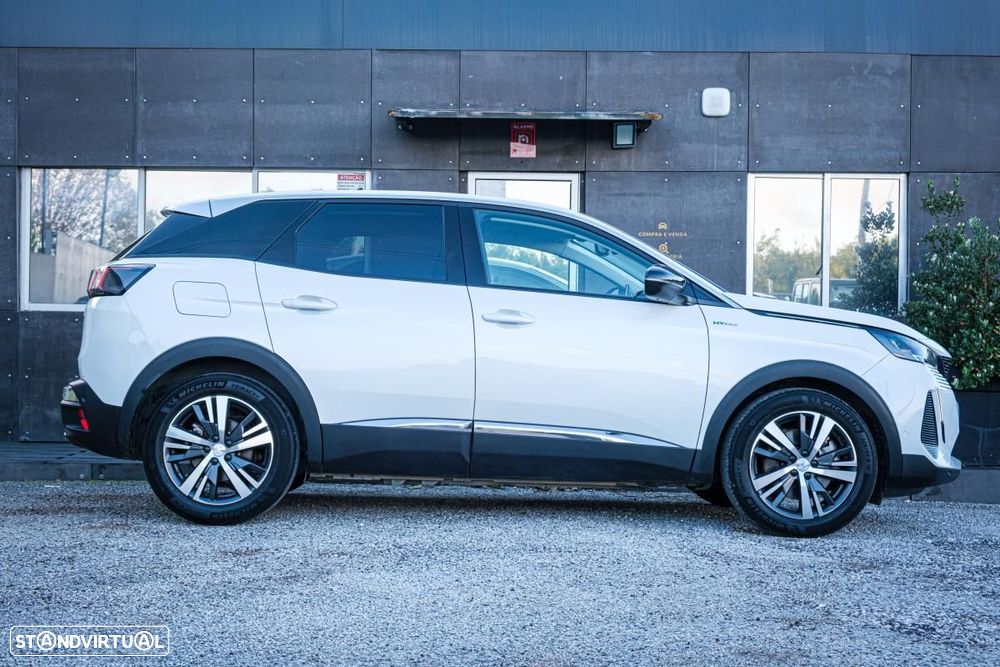 Peugeot 3008 225 e-EAT8 Allure - 3