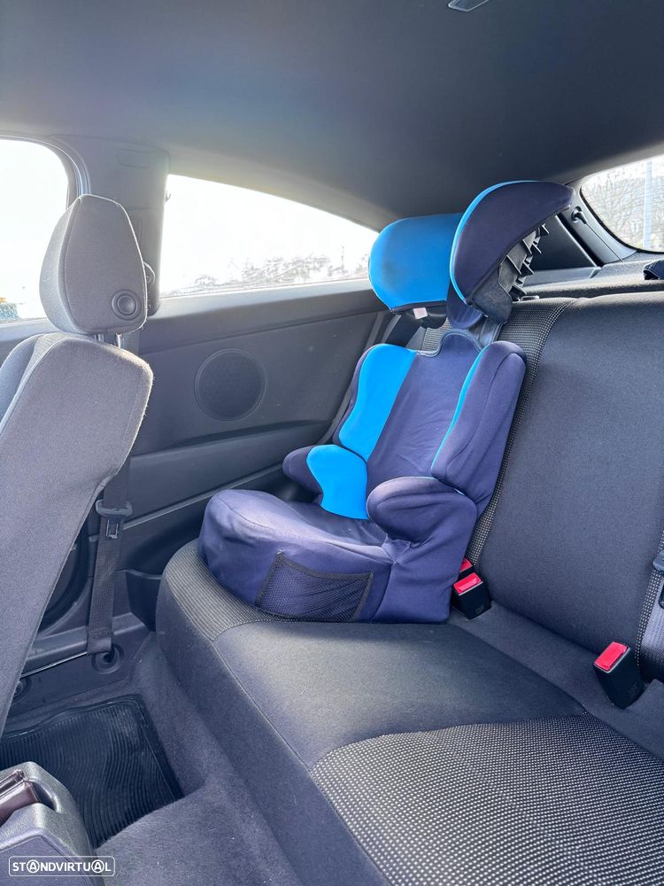 Opel Astra GTC 1.4 - 10