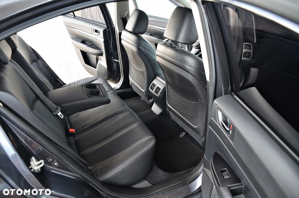 Subaru Legacy 2.5i GT Macintosh - 17