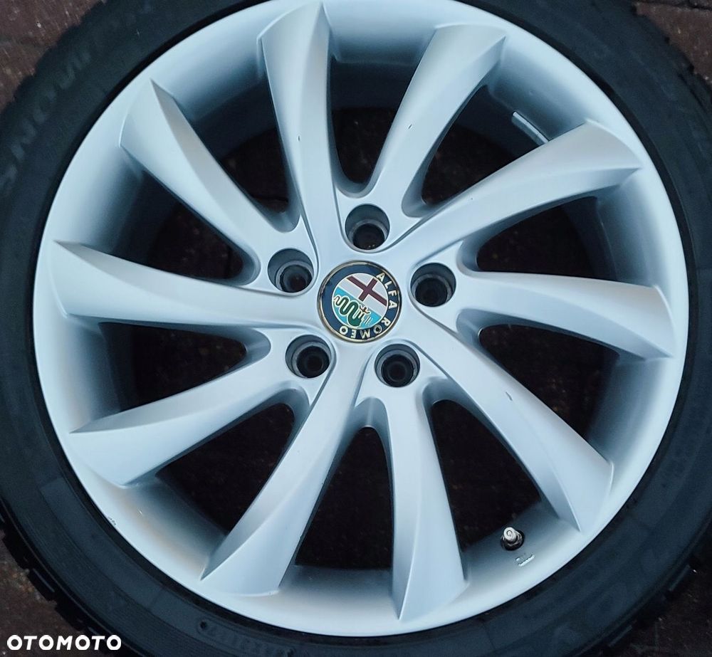 Felgi Aluminiowe Oryg. Alfa Romeo Giulietta 17Cali 5x110 7,5Jx17 Et41 Ø65,1 - 5