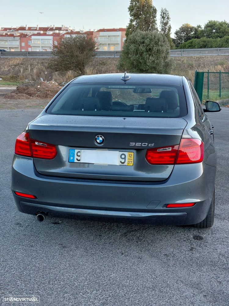 BMW 320 d EfficientDynamics Line Luxury - 5