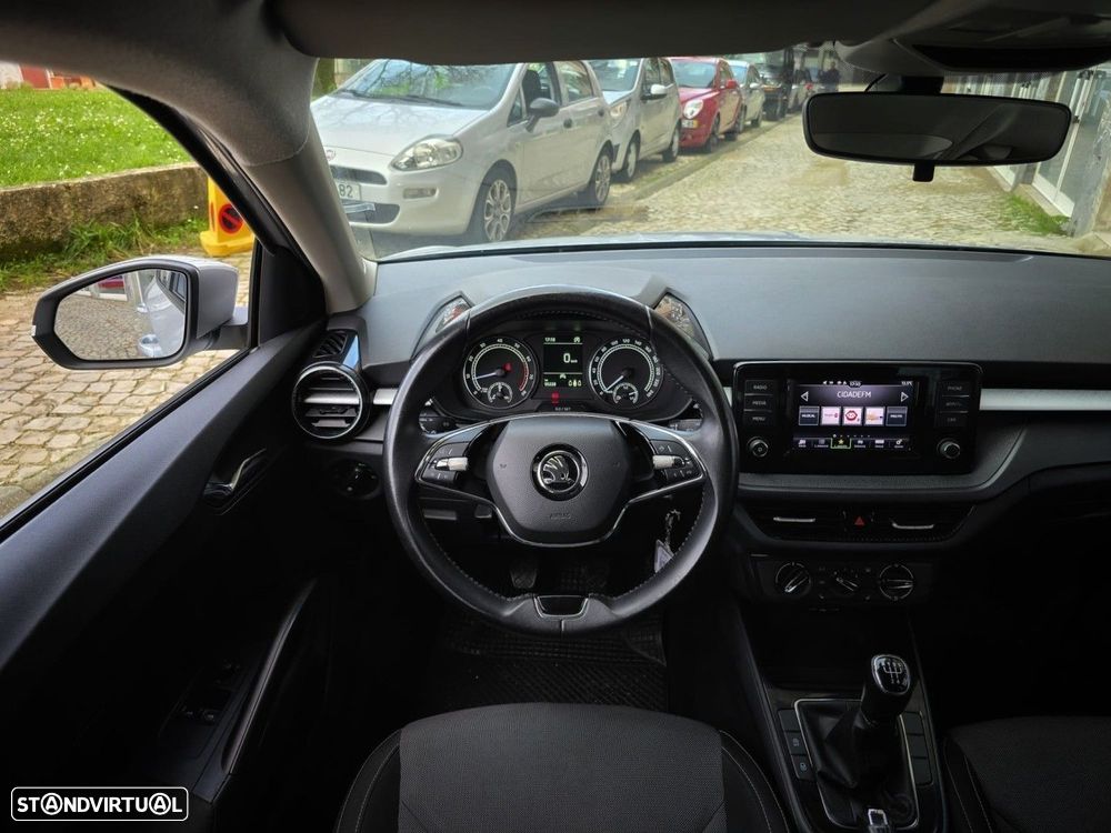 Skoda Fabia 1.0 MPI Ambition - 6